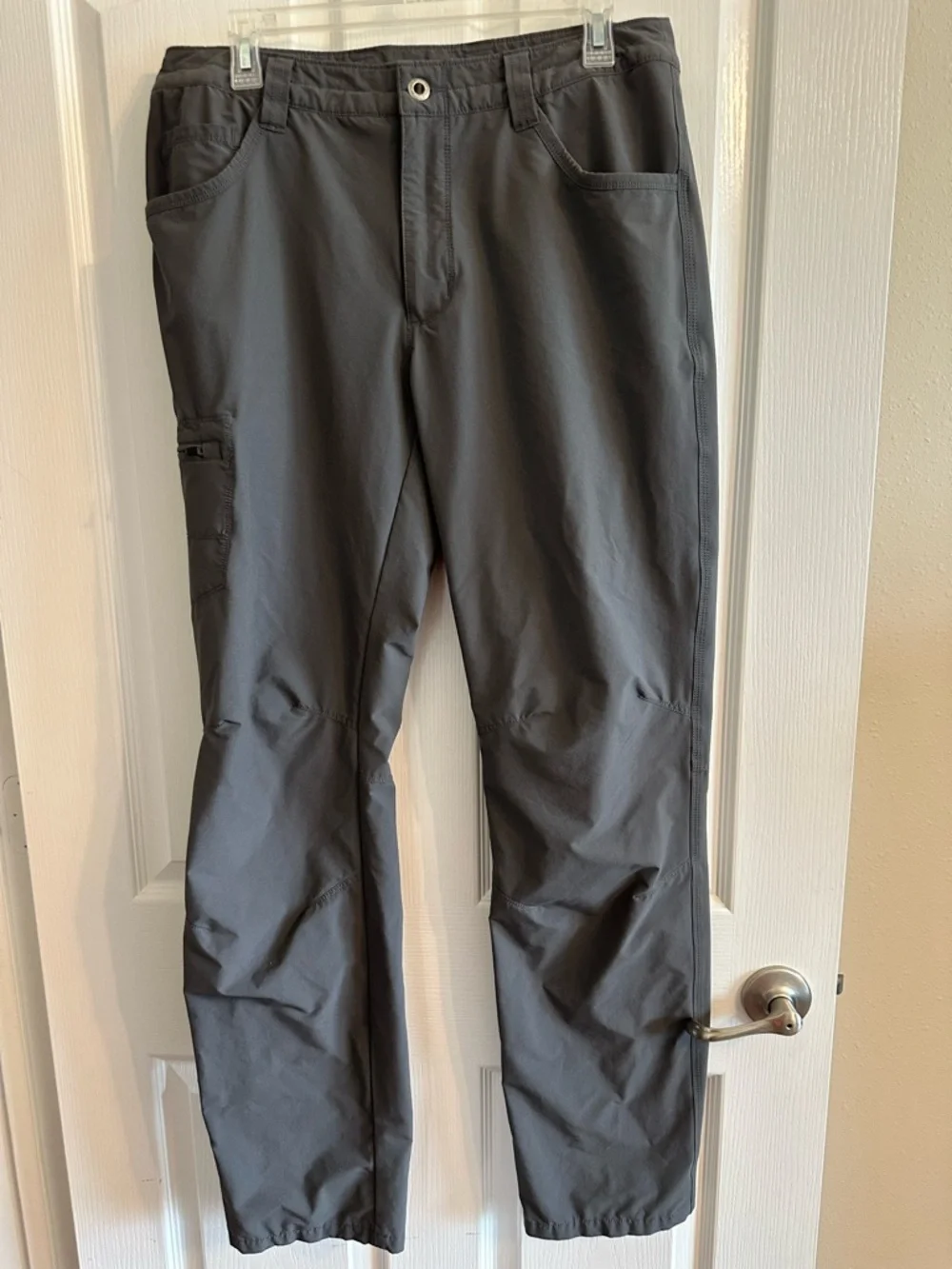 Men's Patagonia Quandry Dark Gray Performance Pants - Picture 1 of 7